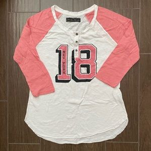 Abercrombie & Fitch Henley
